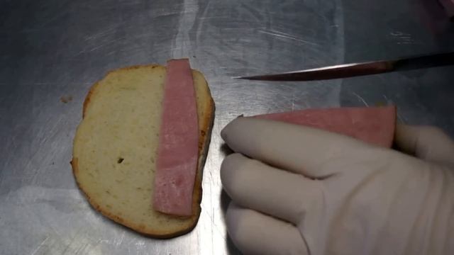 Бутерброд с ветчиной (Ham sandwich) смотреть онлайн