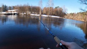 Весенний спиннинг. Рыбалка на реке Черная речка. Часть 2