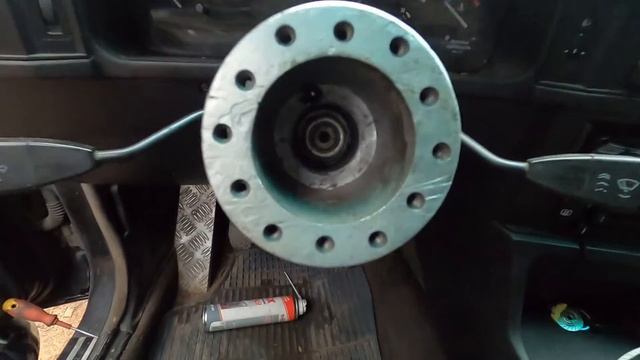 установка спортивного руля на бмв е34 смотреть онлайн