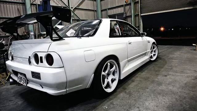 Самые крутые тачки Nissan Silvia Королева дрифта skyline R 32 СКАЙ СИЛЬВА СКАЙЛИК СЛИВА смотреть онлайн