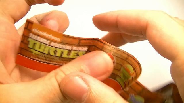 Casual Review Ovetto Ninja Turtles Dolci Preziosi Surpirse Egg смотреть онлайн