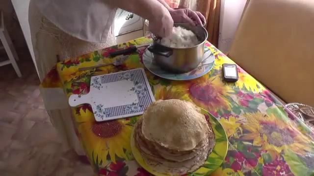 308. Русская кухня. Домашние блины с начинкой - рис с печенью. Амурка онлайн. смотреть онлайн