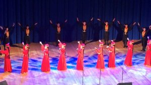 Ансамбль Тюльпан Танец "Чичрдык" часть 1