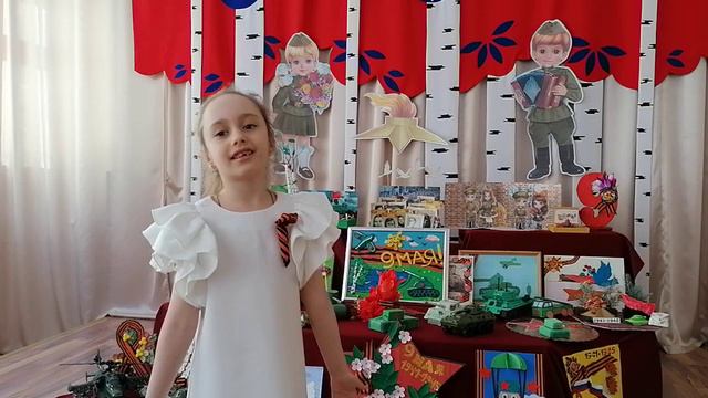 Этих дней не смолкнет слава. Лукерья смотреть онлайн