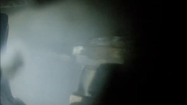 ПОЖАР!Глазами пожарного!в дыму невидно ничего!Спасли деду дом!Эпизод#1