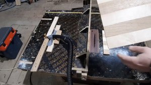 МЕБЕЛЬ ИЗ ДРОВ СВОИМИ РУКАМИ. Без рейсмуса и фуганка. ТАБУРЕТКА. изготовление крышки 2 часть