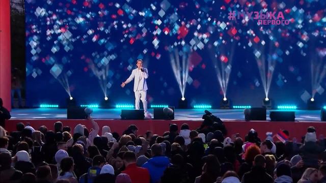 Роман Исаев - Россия | День Победы | LIVE