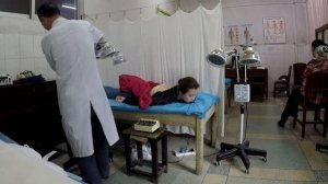 ИГЛОУКАЛЫВАНИЕ В КИТАЕ | Восточная медицина | Испытываю на себе!