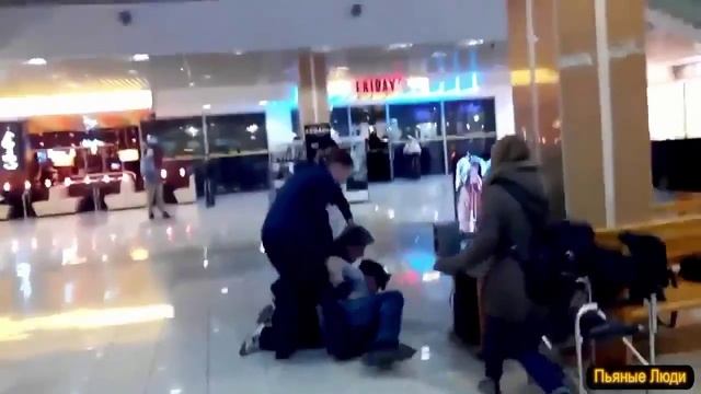 Виртуальная реальность 3D очки Прикол смотреть онлайн