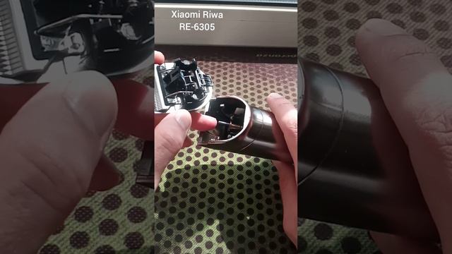 Огляд машинки для стрижки Xiaomi Riwa RE 6305 смотреть онлайн