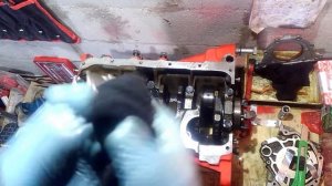 10. Блок цилиндров ч.3 Установка коленвала и портянок