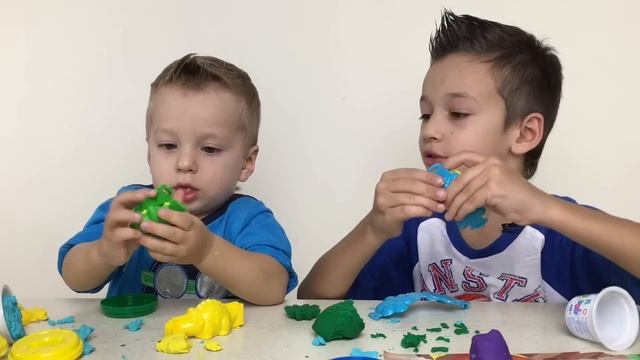 Набор Пластилина Дино Вулкан. Лепим динозавров из Play Doh Видео для детей Развивающее Видео смотреть онлайн