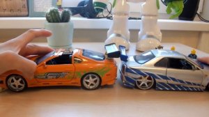 Сравнение моих игрушек: легендарной Toyota Supra и Nissan GT-R.