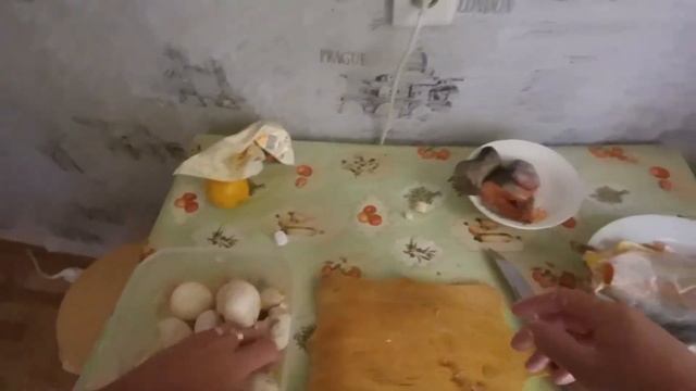 Форель на углях. Рыба на гриле. Обалденная форель с шампиньонами. Рецепт рыбы на углях.