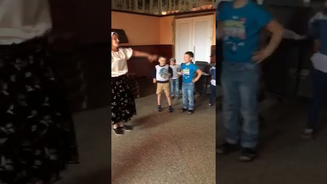 РАЗМИНКА.mp4 смотреть онлайн