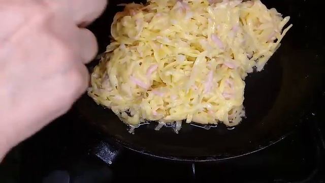 Бесподобный ПИРОГ на СКОВОРОДЕ за считанные Минуты//Вкусный,Сытный ЗАВТРАК из КАРТОШКИ