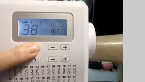 Спасаем женские брюки, прожженные утюгом.