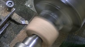 Сделай это со своими Тисками! Нужны только подшипник, дрова и гайка