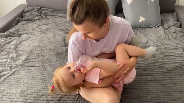 ДОЦЯ ВИБИРАЄ КОЛЯСКУ ДЛЯ ЛЯЛЬКИ | НОВА ІГРОВА ЗОНА У ЛЬВОВІ | НОВИЙ ДИТЯЧИЙ МАЙДАНЧИК | VLOG смотреть онлайн