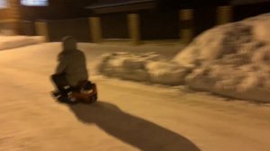 Вдвоем на снегокате с гусеничным модулем