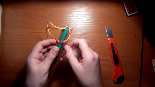 Как сделать офисный арбалет из линейки смотреть онлайн