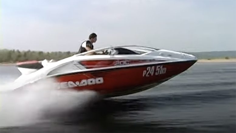 Гидроцикл BRP или Катер Speedster BRP? Сравнение на воде смотреть онлайн