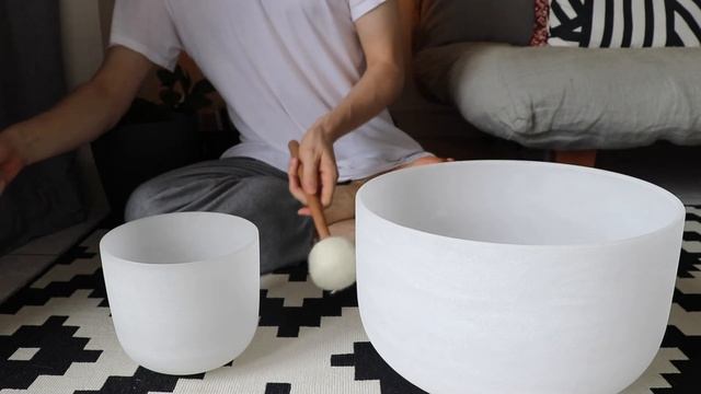 ХРУСТАЛЬНЫЕ ПОЮЩИЕ ЧАШИ / ЗВУКОВАЯ ТЕРАПИЯ 11/ Музыка расслабления/ 11 Октября 2020 смотреть онлайн