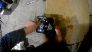 ЛАДА КАЛИНА 2, ГРАНТА ТУГО ОТКРЫВАЮТСЯ РУЧКИ ЗАМКОВ ПЕРЕДНИХ ДВЕРЕЙ