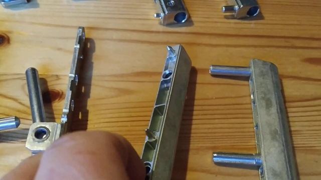 Сломалась нижняя петля - варианты замены. смотреть онлайн