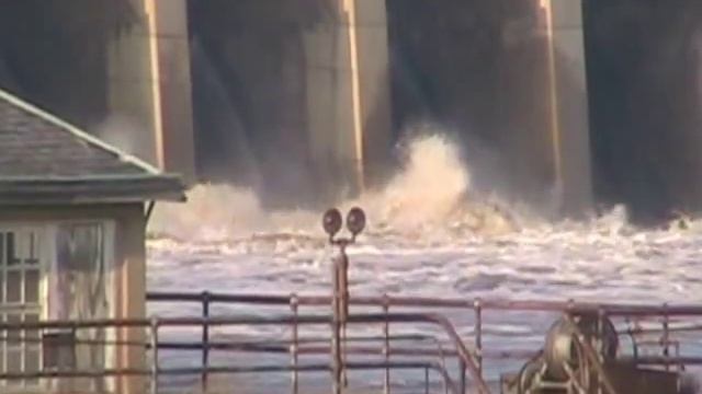 The Mississippi River's First Dam смотреть онлайн