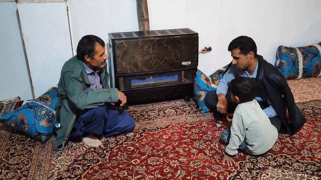 فرستادن قاصد از طرف منصور و مادرش پیش رسول برای صلح