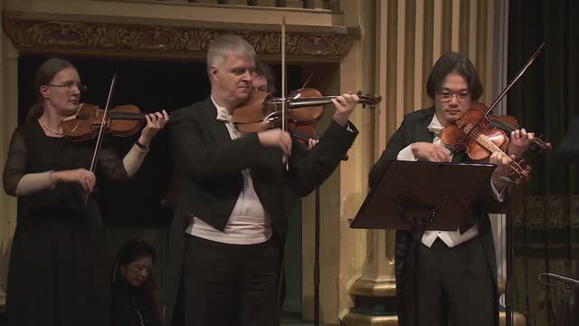 Антонио ВИВАЛЬДИ - Концерт для струнных до минор, RV 120 / Ансамбль «Concerto Köln»