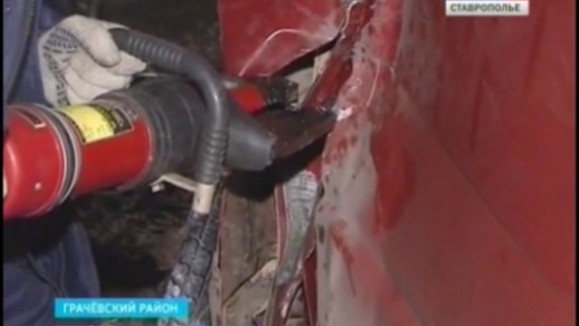 На Ставрополье  грузовая &#171;Газель&#187; столкнулась с микроавтобусом
