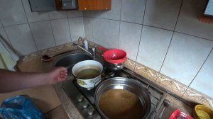 КАК ЗАСОЛИТЬ ИКРУ РЕЧНОЙ РЫБЫ В ДОМАШНИХ УСЛОВИЯХ, ОЧИЩАЕМ ОТ ПЛЁНКИ  Bream caviar making at home.