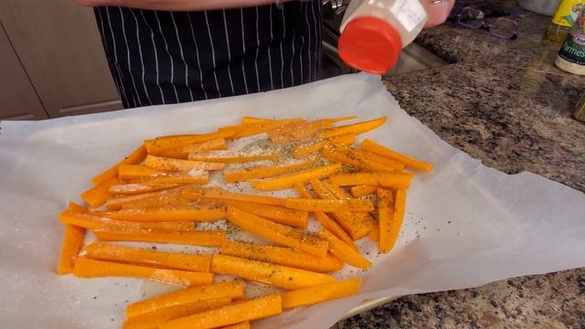 Морковь в Духовке с Пармезаном и Специями | Морковь Запеченная в Духовке | Морковка Фри со Специями