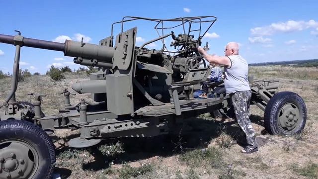 зенитное орудие.mp4 смотреть онлайн