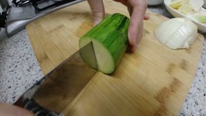 Корейский суп из соевой пасты (된장찌개)