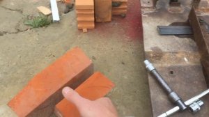 Как отпилить кирпич под нужным углом