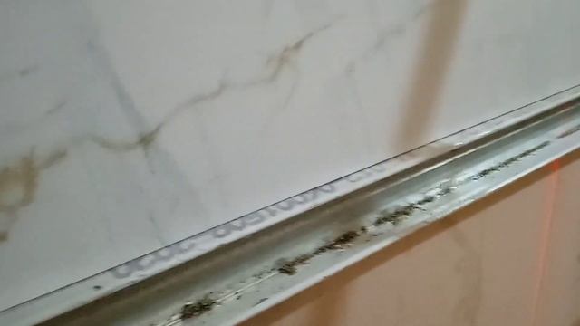 Облицовка плиткой керамогранит рабочей зоны на кухне! #плиточныеработы