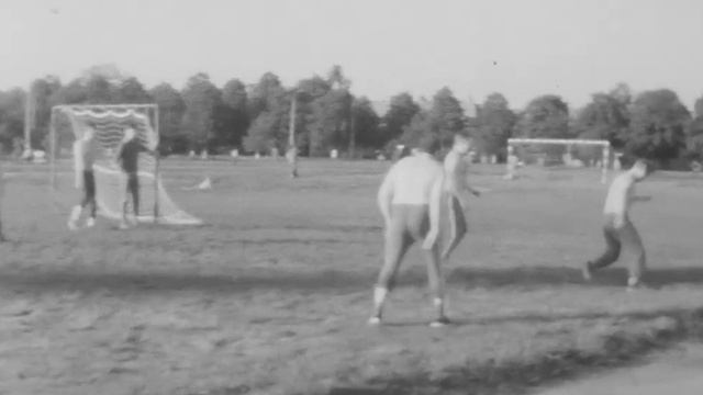 1979 [04] лето — Ораниенбург смотреть онлайн