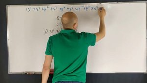 Вычислите число s  и d электронов в атоме молибдена (2007/1/4)