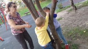 Голова застряла )