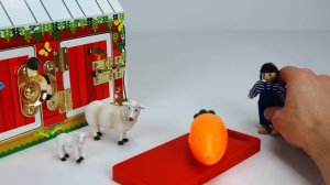 Let's Build a Zoo and Play with a Toy Farm to Learn Animal Names!