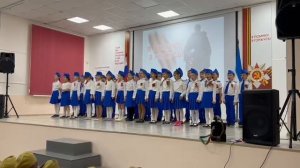 я в школе пою