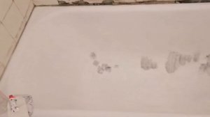 Реставрация бракованной ванны. Устраняю дефект отливки.