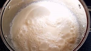 Мороженое из молока и домашнего сгущенного молока.  Вкусный десерт из натуральных продуктов !!!