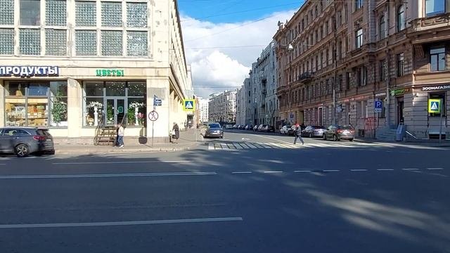 ПРОГУЛЯЛАСЬ ДО ЧЕРНЫШЕВСКОЙ?НАШЛА УЛИЦУ СОВЕТСКАЯ, ГРОДНЕНСКАЯ В ЦЕНТРЕ ПИТЕРА ??