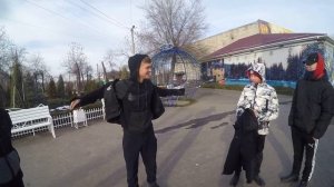 Зимой на спорте в -10 ! Подарил мото куртку подписчику! Новый Год На спорте!