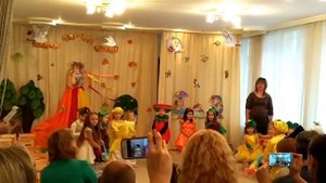 Танец фруктов.Утренник "День Осени". В детском саду №45.
