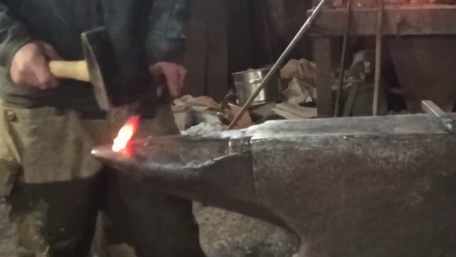 Кованая ручка без сварки. Forged handle without welding. смотреть онлайн